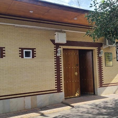 Marhabo Guesthouse ซามาร์คันด์ ภายนอก รูปภาพ