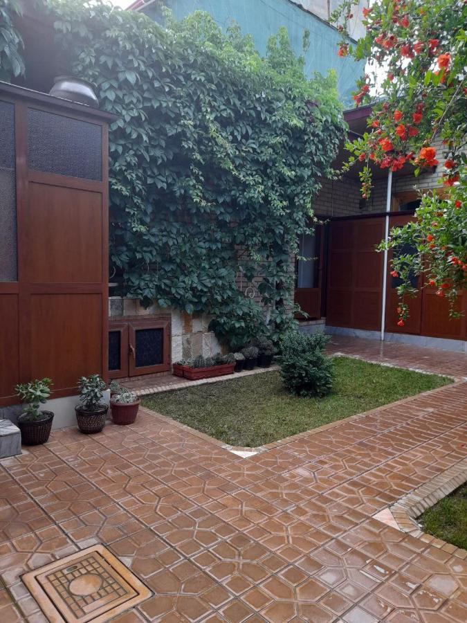 Marhabo Guesthouse ซามาร์คันด์ ภายนอก รูปภาพ