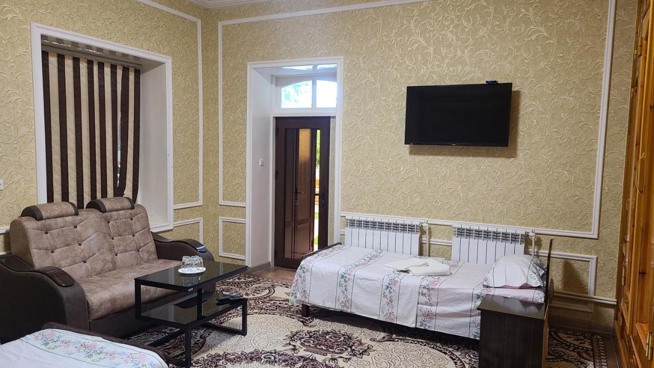 Marhabo Guesthouse ซามาร์คันด์ ภายนอก รูปภาพ